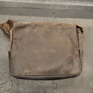 NAVALI Leather Laptop Messenger Bag Brown College Work School Shoulder